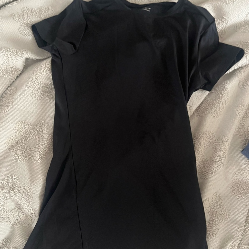 Women black under armor compression t-shirt